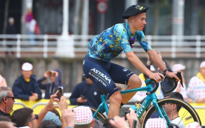 De la Cruz, amb la 'txapela', a la presentació d'ahir | Astana